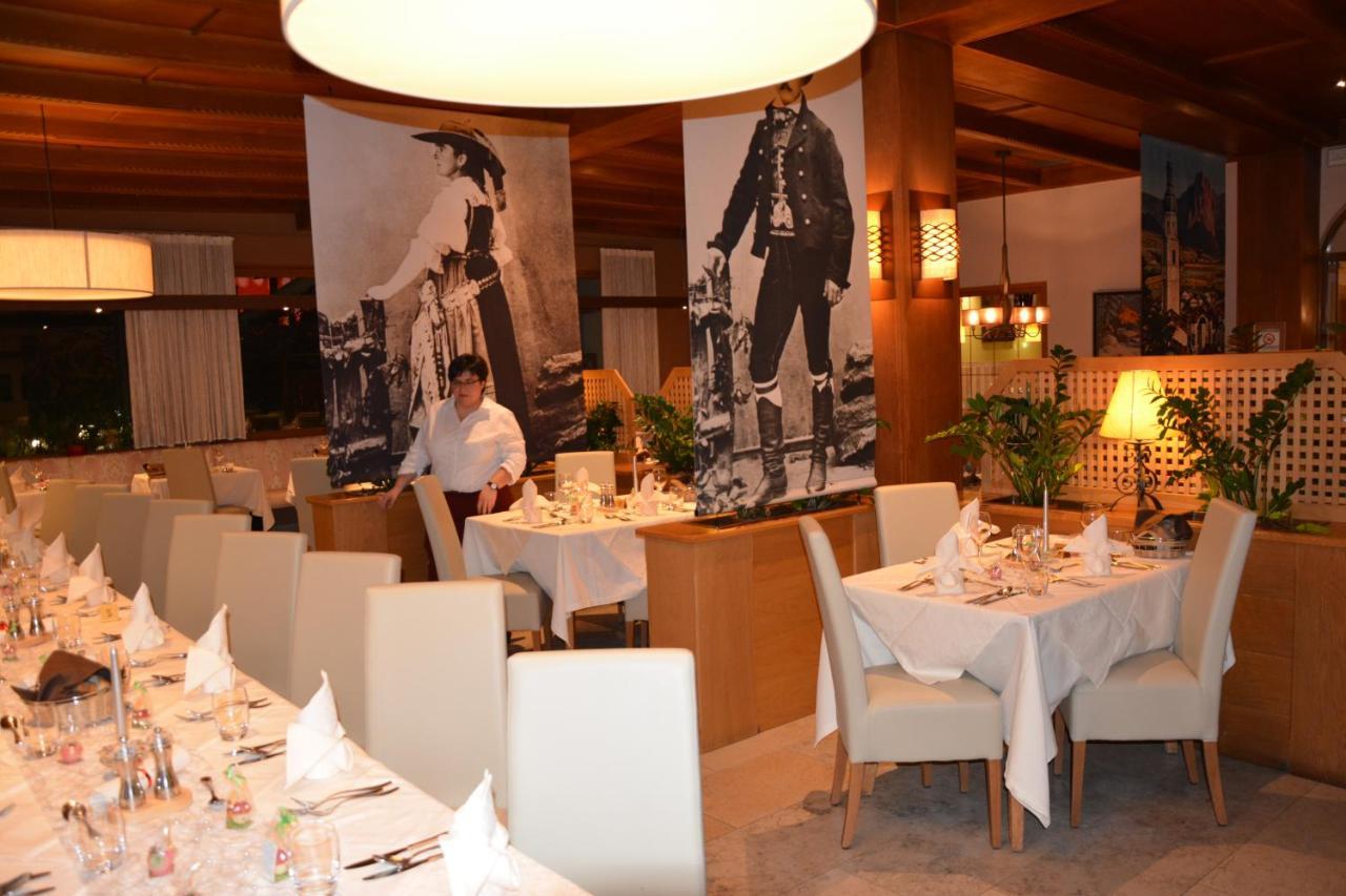 Hotel Zum Turm Castelrotto Esterno foto